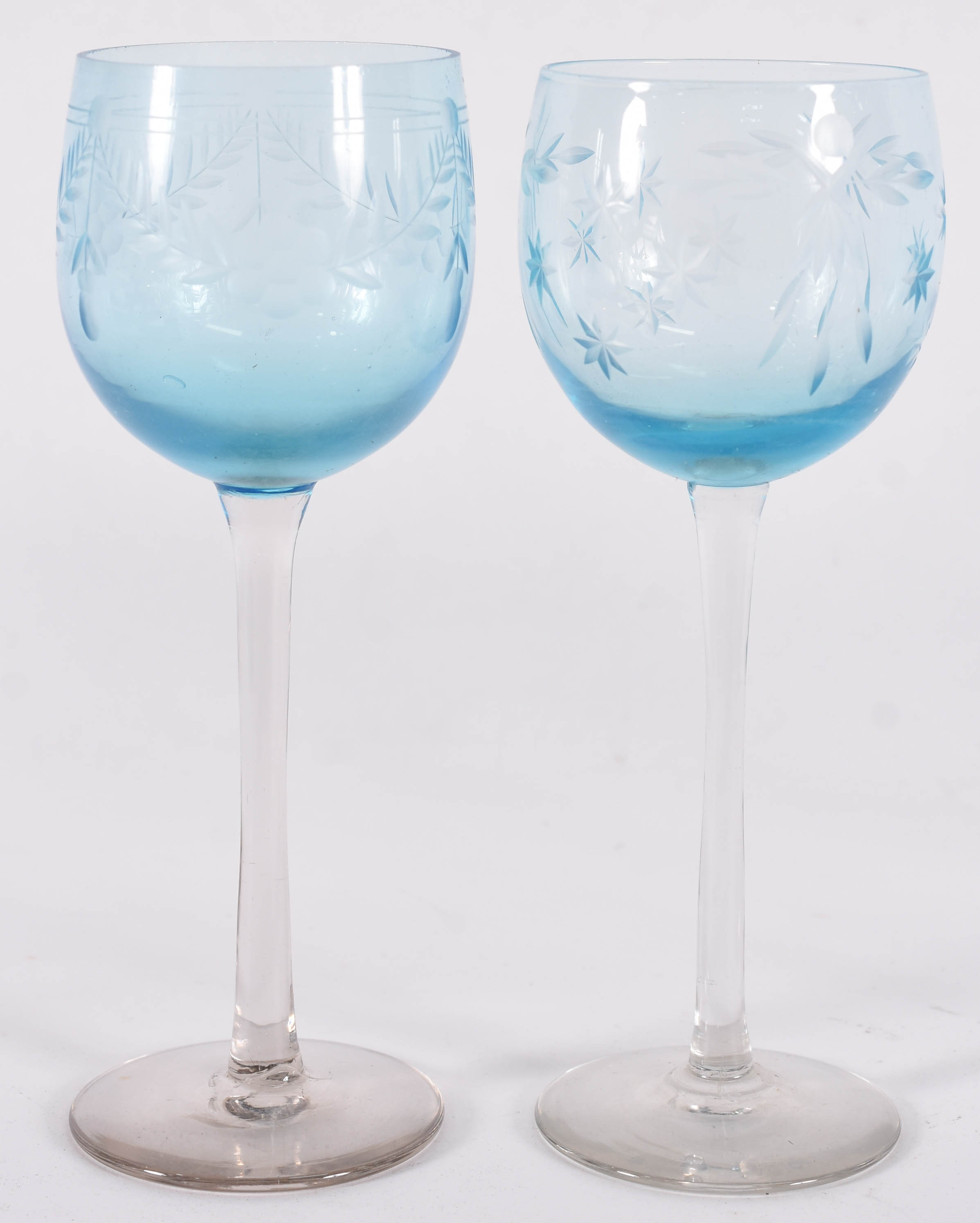 Seis taças para vinho em demi cristal azul lapidado. - foto 3 de 3