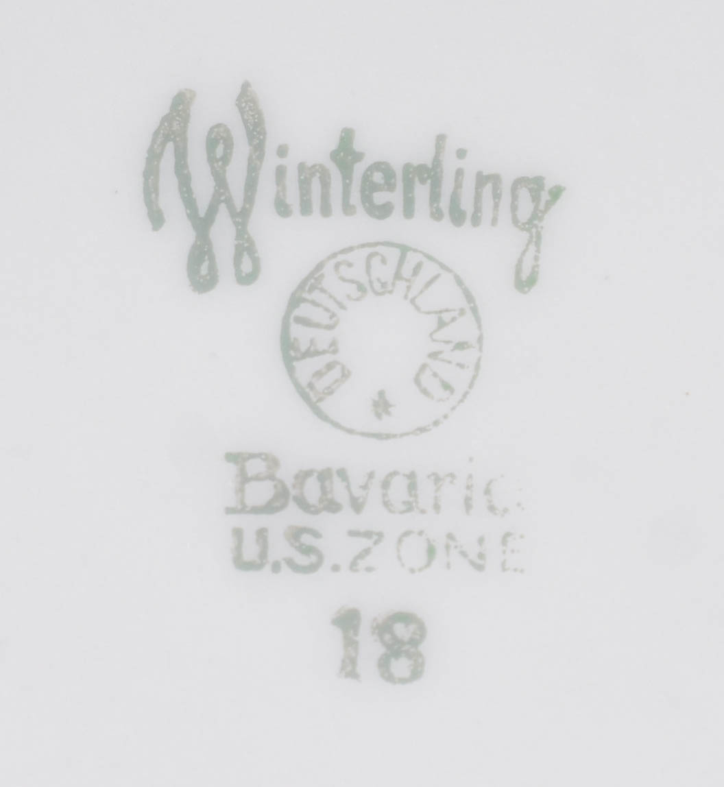 Aparelho de porcelana da Bavaria, decoração floral em policromia... - foto 5 de 9