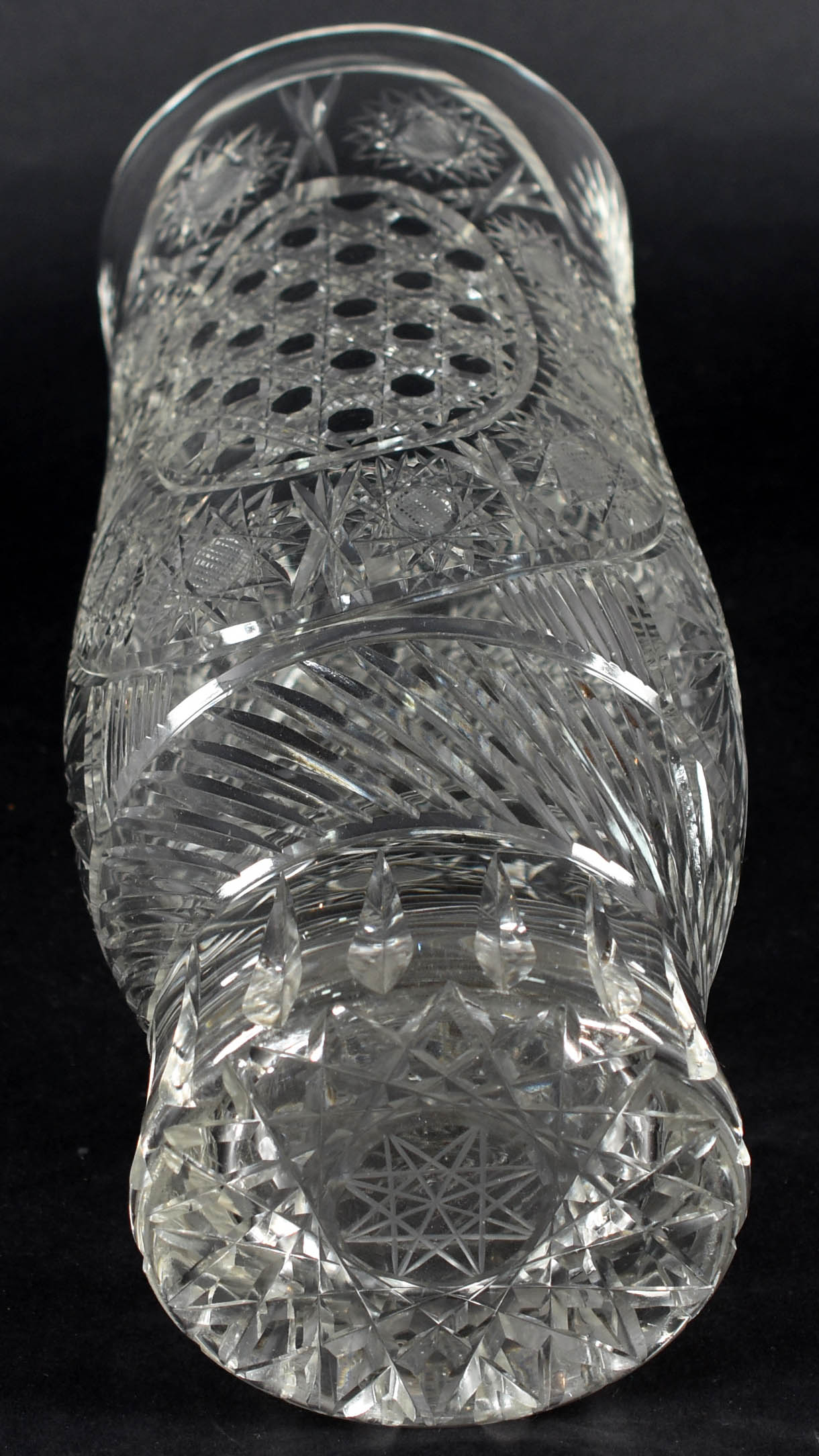 Vaso de cristal lapidado. - foto 3 de 4