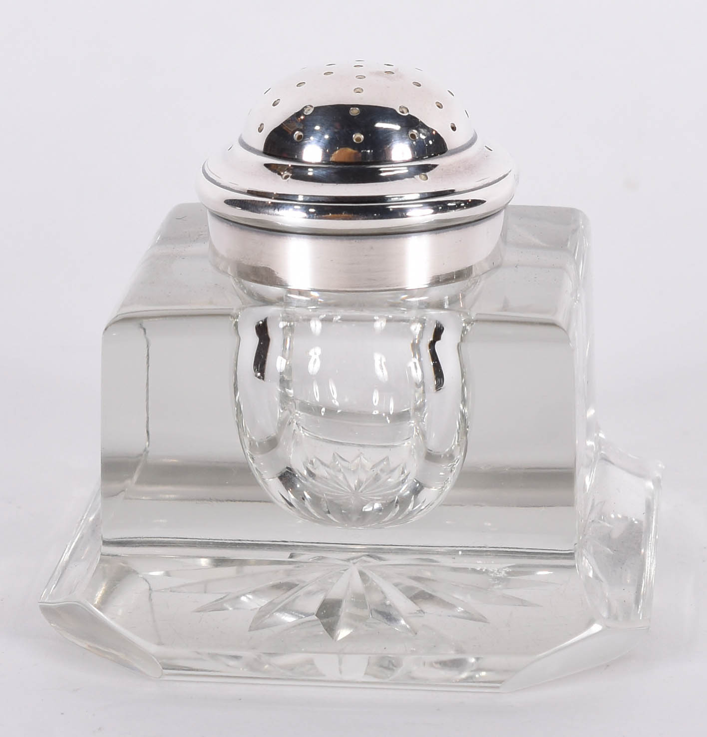 Tinteiro de cristal com tampa de metal, possivelmente BACCARAT. - foto 1 de 7
