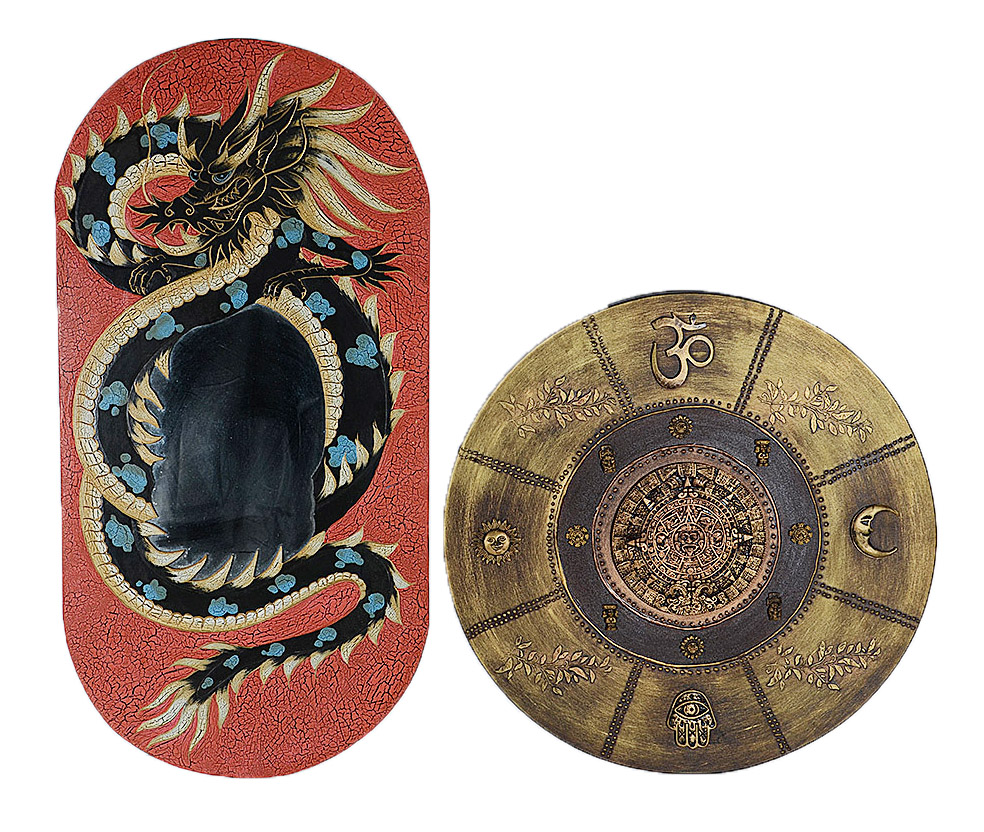 Duas peças decorativas, sendo mandala de tecido (diâmetro 0,80 m) e...