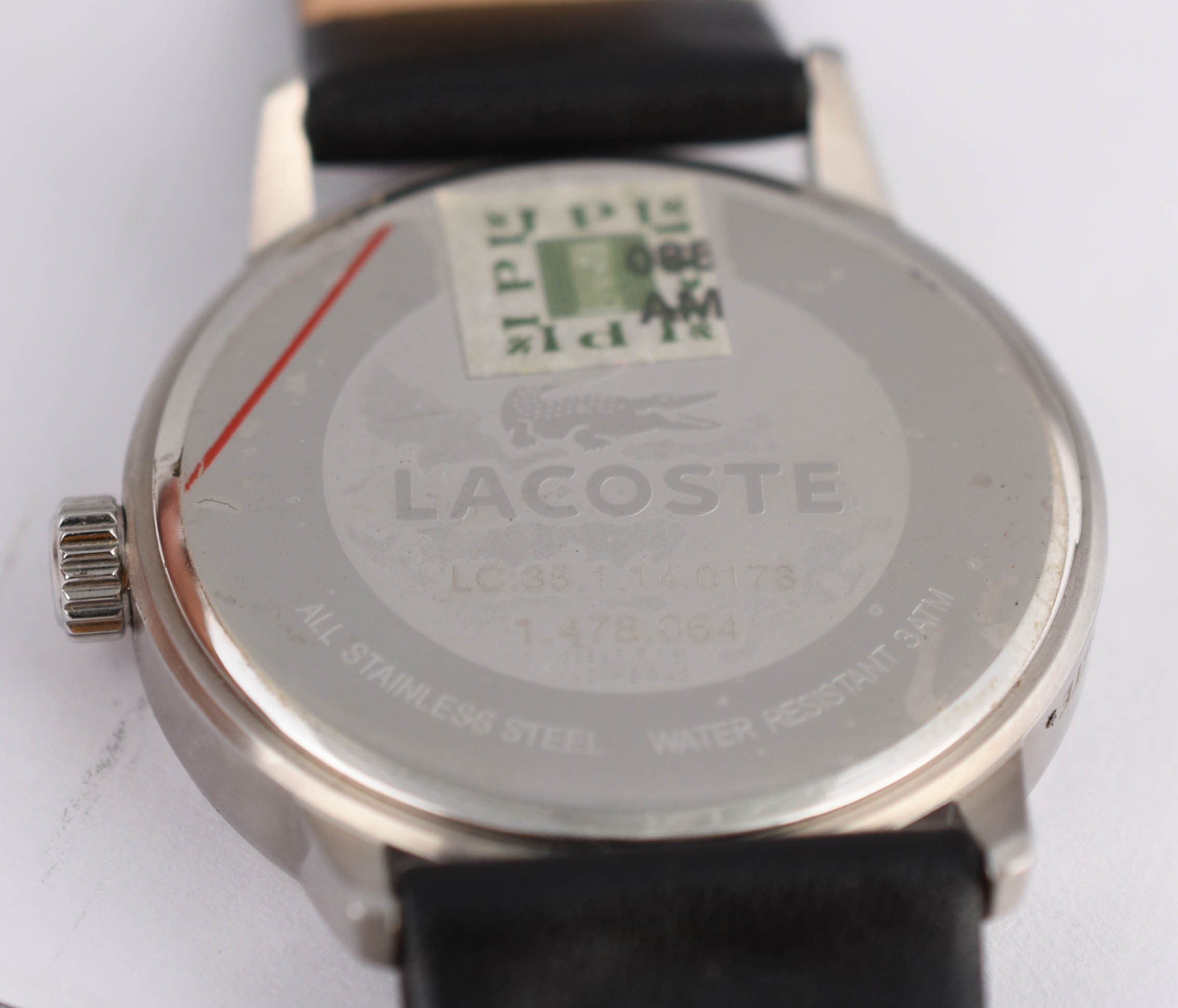Três relógios sendo, 1 Technos, 1 Lacoste e 1 Orient. - foto 4 de 8