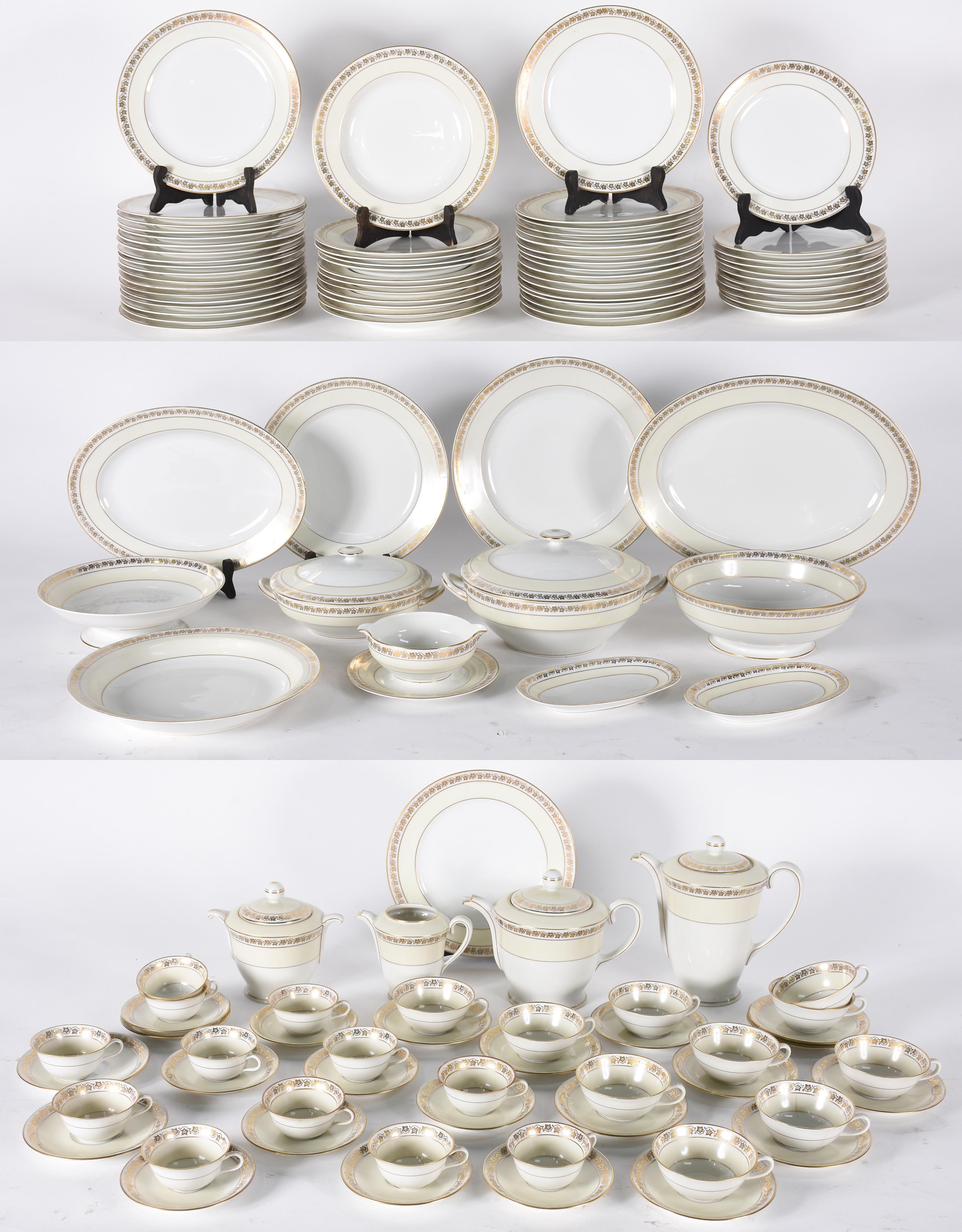 Aparelho de chá e jantar de porcelana francesa de LIMOGES, composto... - foto 1 de 6