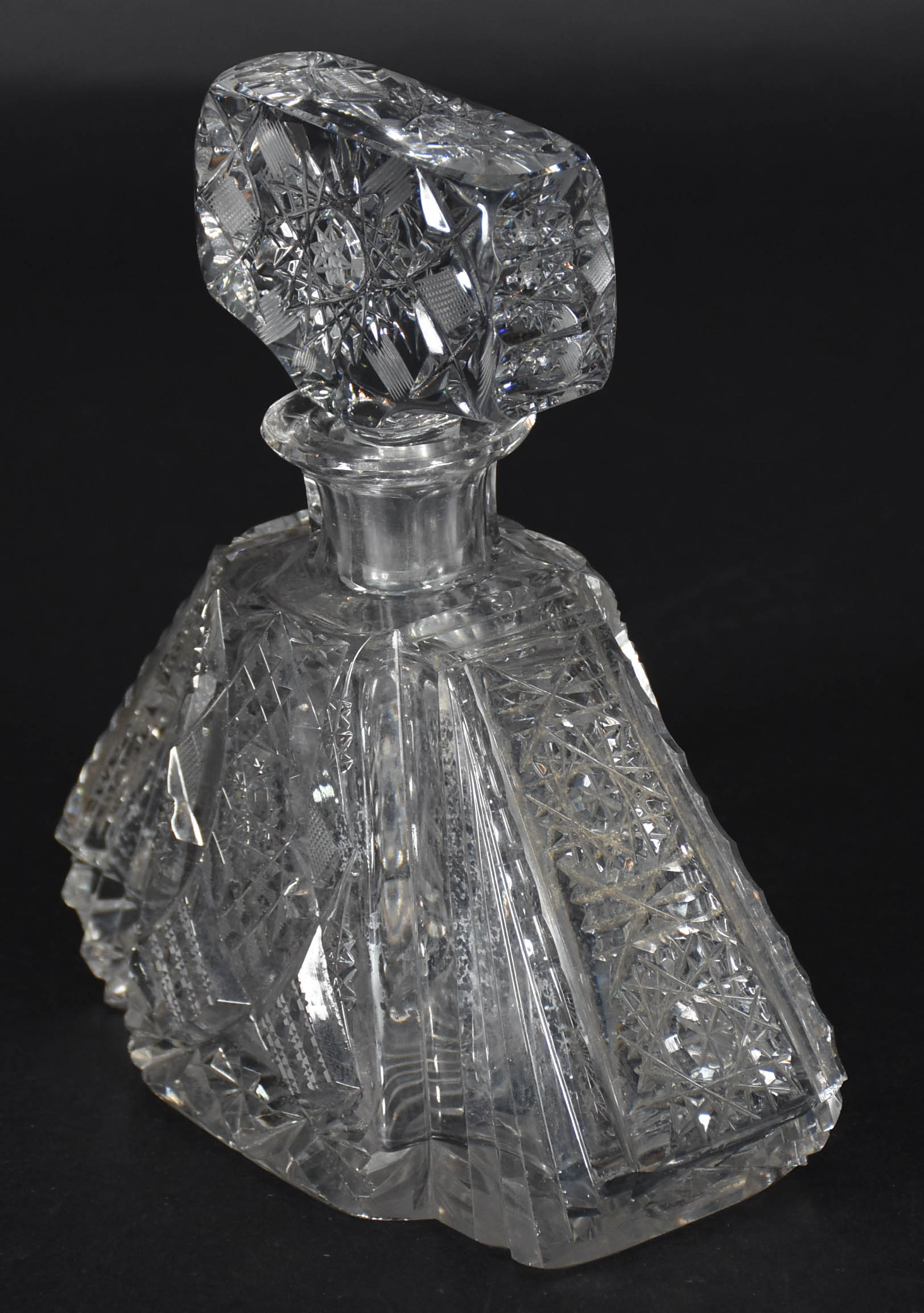 Licoreira de cristal tcheco lapidado (com mofo). - foto 2 de 4