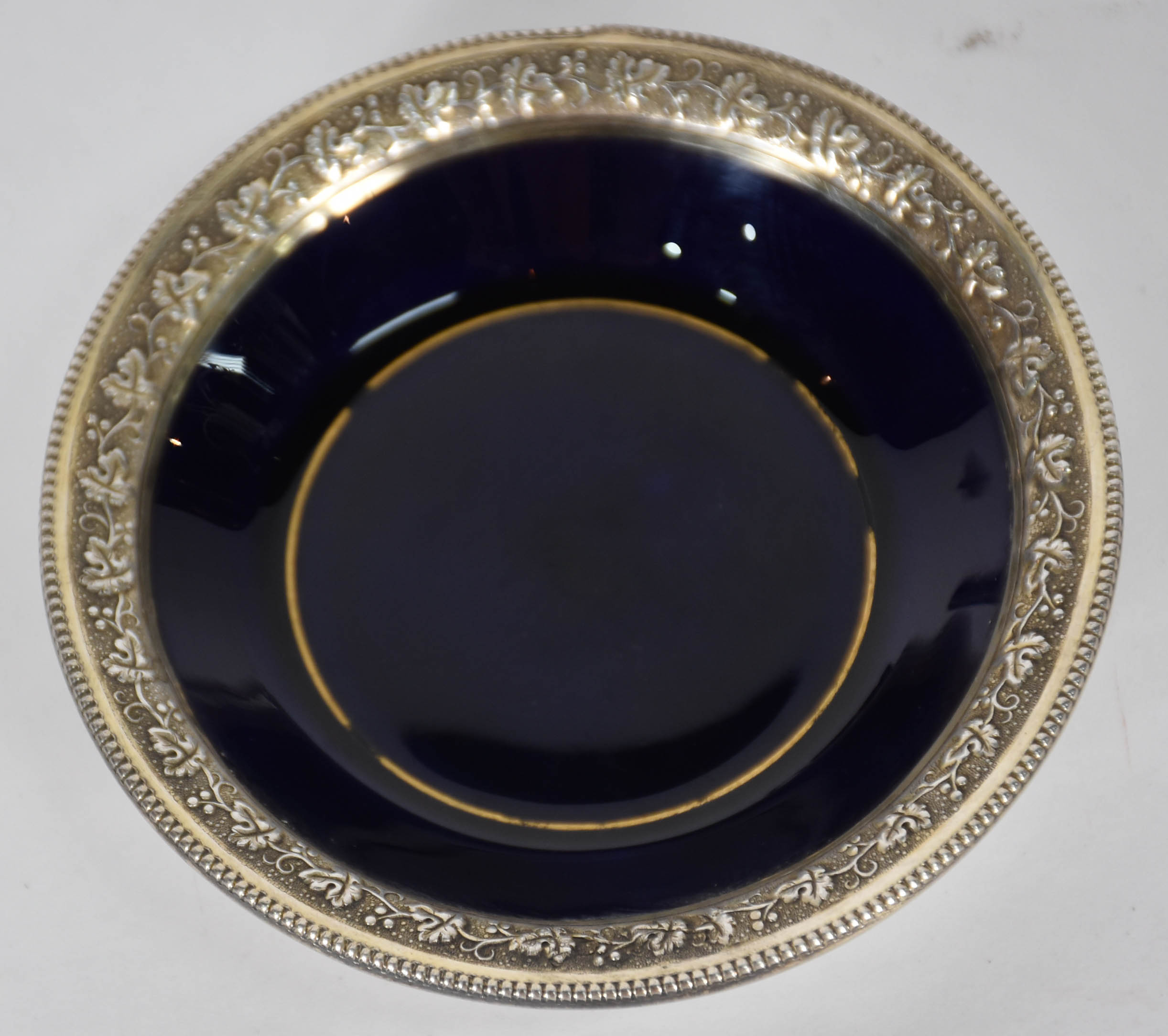Conjunto com 5 xícaras para café com pires de porcelana azul cobalto... - foto 3 de 5