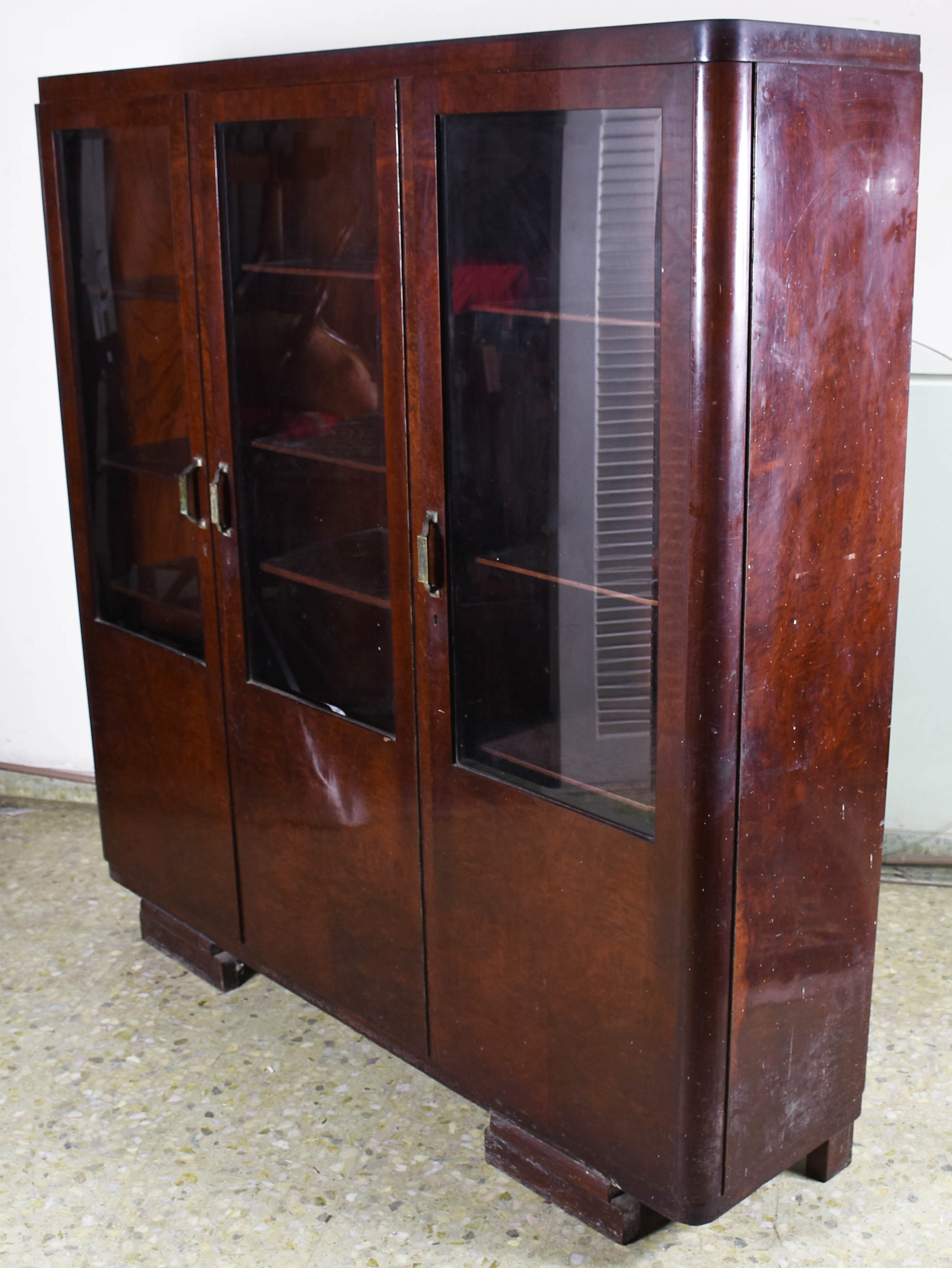 Livreiro ART DECO em madeira nobre maciça revestida com rádica... - foto 2 de 5