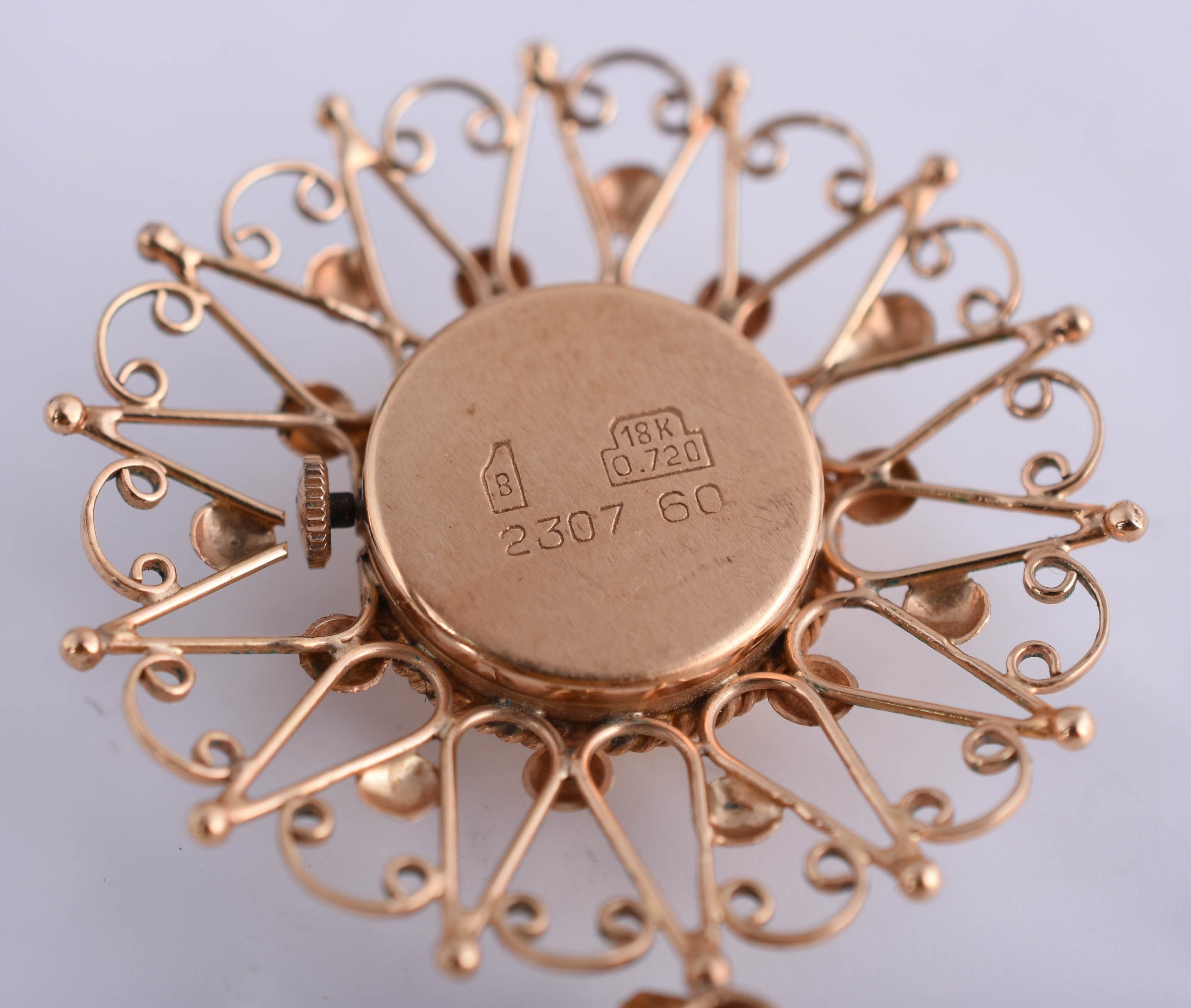 Relógio pendente suiço da marca MIRVAINE, 17 rubis, armação de ouro... - foto 4 de 4