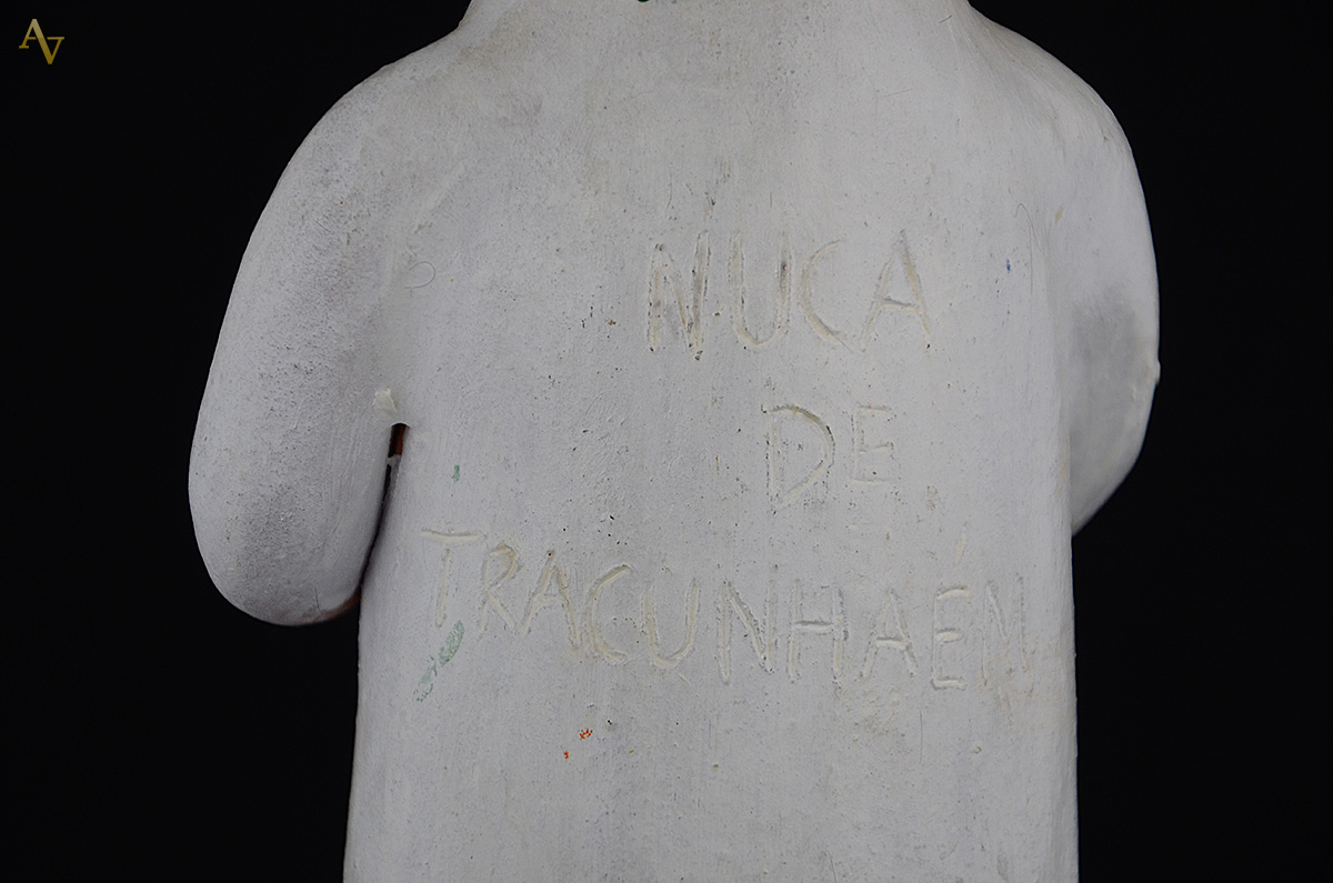 NUCA DE TRACUNHAÉM - Arte Popular - Figura de barro - Altura 38 cm... - foto 3 de 3