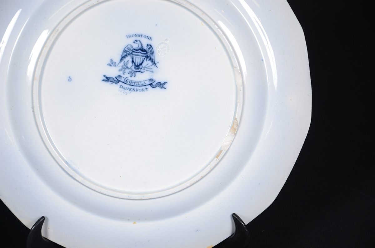 Onze pratos diversos de porcelana inglesa nas cores azul e branca... - foto 2 de 2