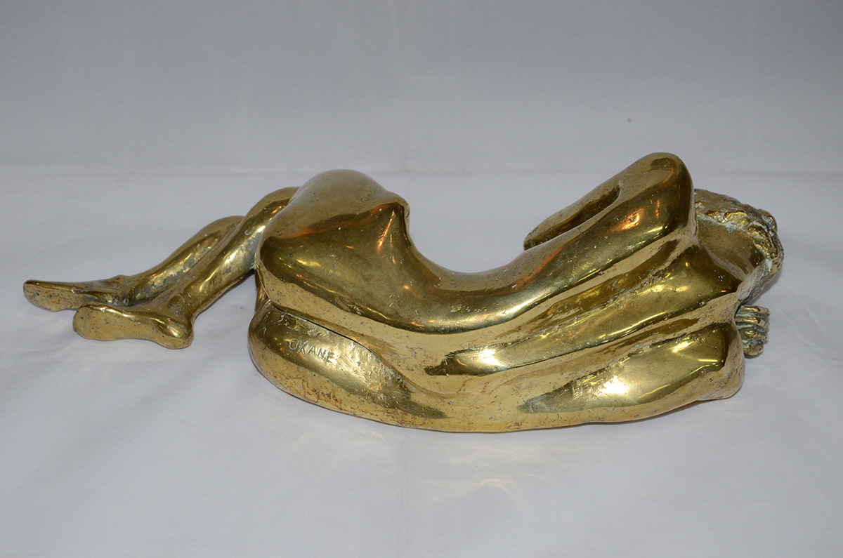OXANE - Escultura de bronze representando nu feminino. Comprimento 40... - foto 2 de 3