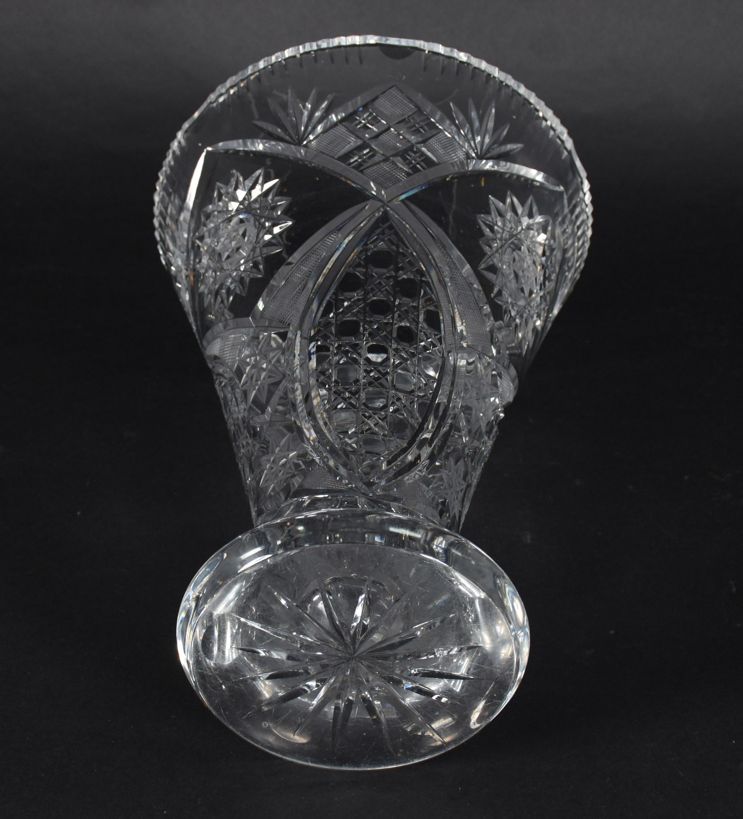 Vaso de cristal tcheco lapidado. - foto 4 de 4