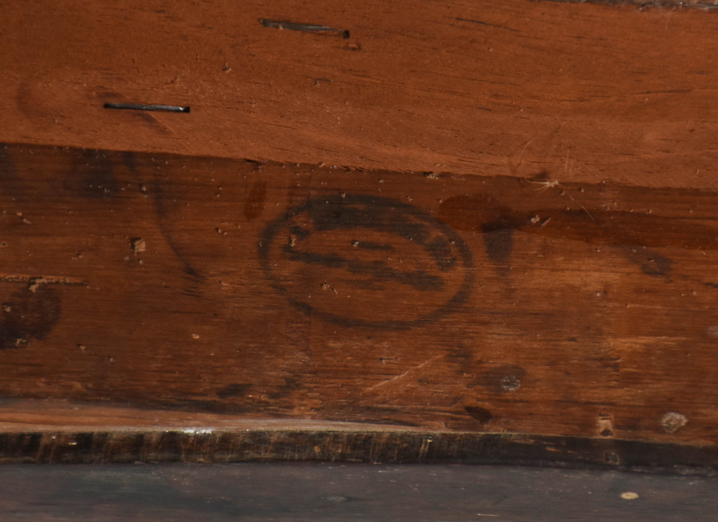 Console de jacarandá estilo Império, tampo retangular apoiado sobre... - foto 4 de 7