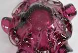 Cinzeiro de murano italiano rubi, década de 60.... - Cinzeiro de murano italiano rubi, década de 60. (com bicados na base).