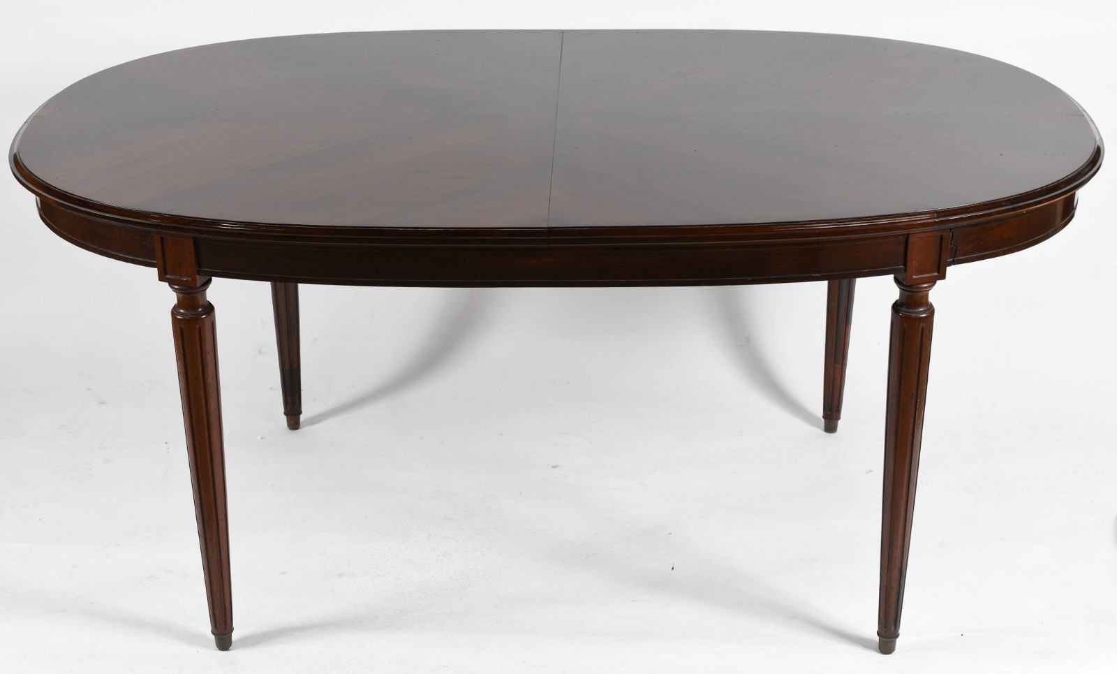 Mesa de jantar estilo inglês em jacarandá, feitio oval, acompanham 6... - foto 2 de 9