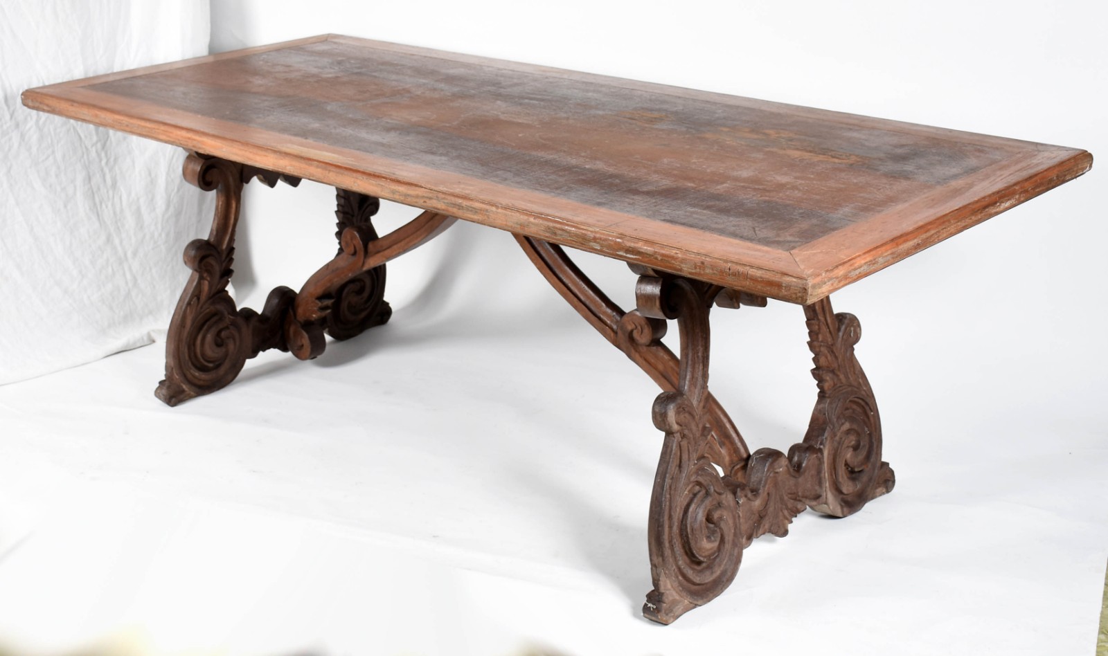 Mesa de jantar de madeira nobre estilo colonial brasileiro, pernas... - foto 5 de 8