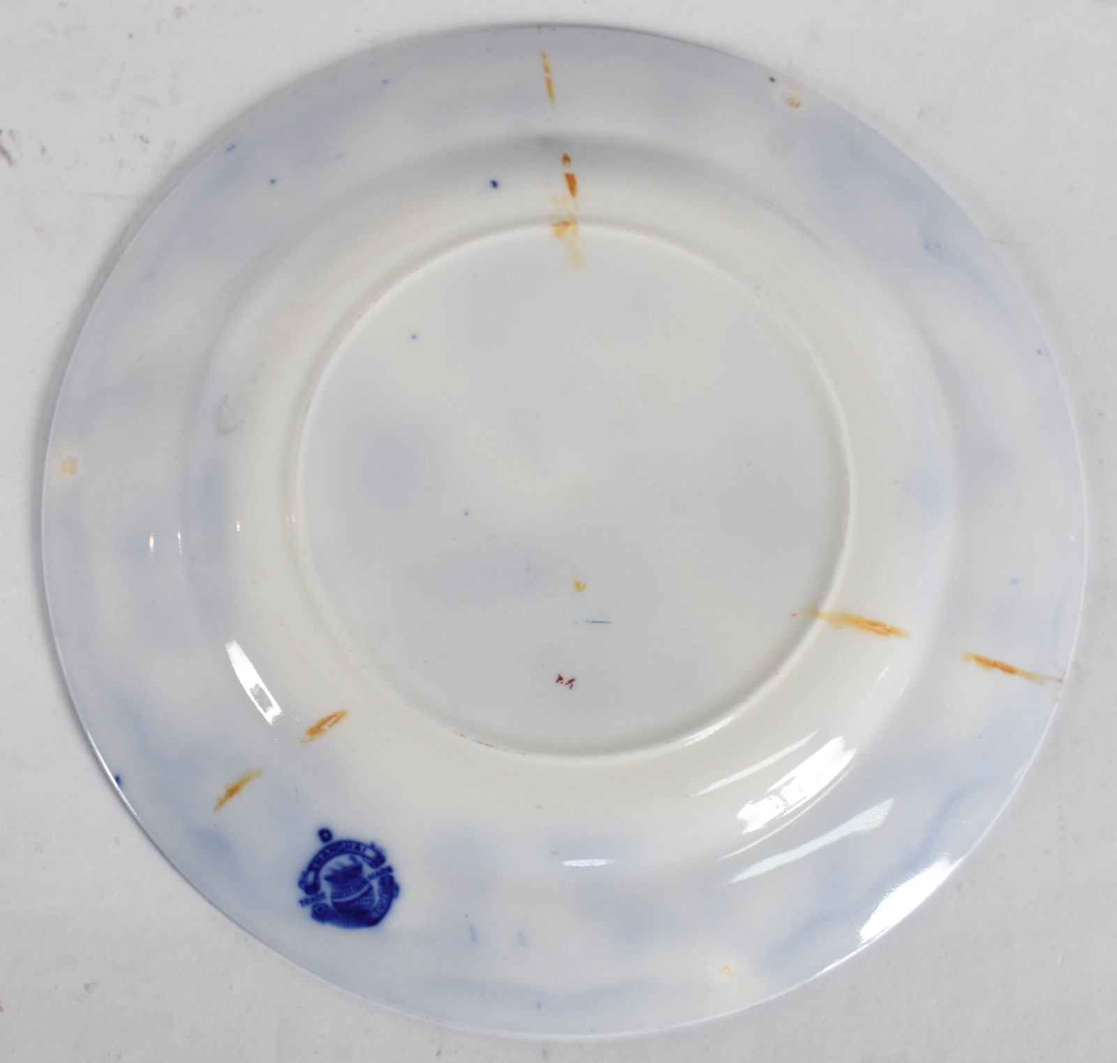 Conjunto com 9 pratos de faiança inglesa azul borrão, inscrição... - foto 3 de 4