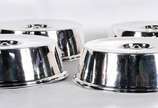Quatro abafadores para pratos de metal prateado. - Quatro abafadores para pratos de metal prateado.