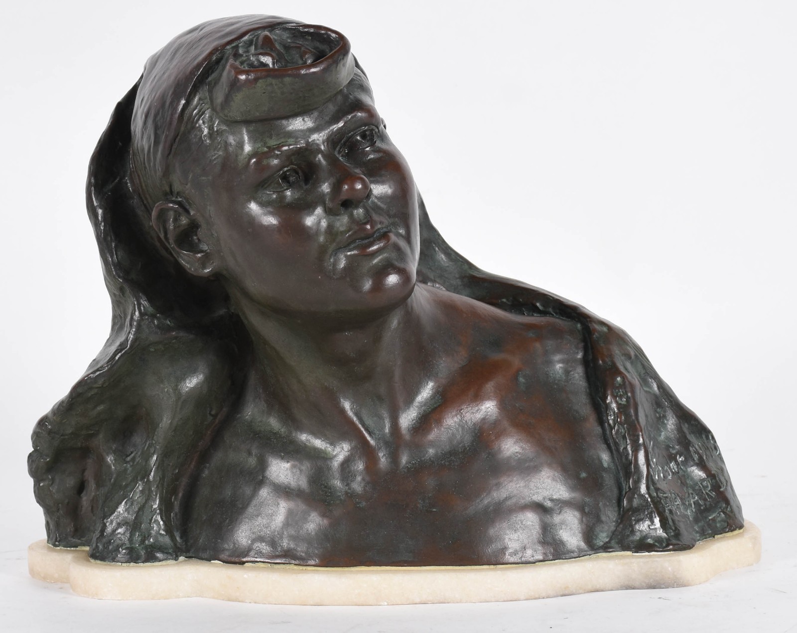Escultura de bronze representando busto de jovem, assinada, datada de... - foto 1 de 5