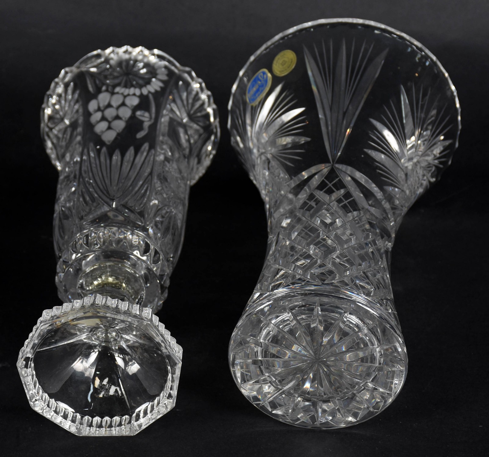 Dois vaso de cristal sendo, um da Boemia e um alemão e par de... - foto 6 de 6