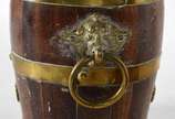 Diversas peças DUNHILL sendo, relógio, isqueiro... - Diversas peças DUNHILL sendo, relógio, isqueiro, régua, cinzeiro, tesoura para cortar charuto e wine cooler de madeira com detalhes e pega em br...