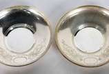 Conjunto com 12 xícaras com pires para café de ... - Conjunto com 12 xícaras com pires para café de metal espessurado a prata.