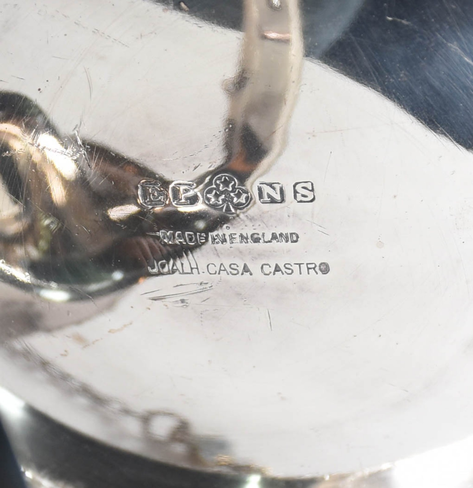 Elegante samovar de metal ingles espessurado a prata, EPNS, importado... - foto 5 de 5