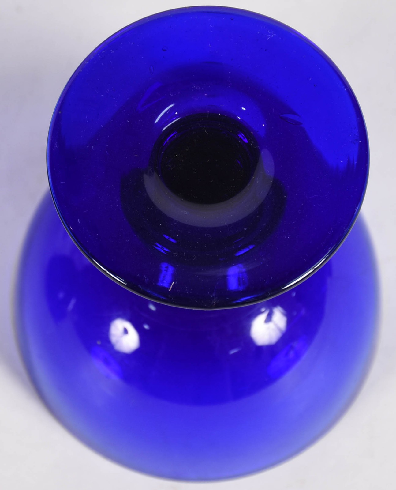 Doze taças de vidro azul para sobremesa ou champagne. - foto 3 de 3