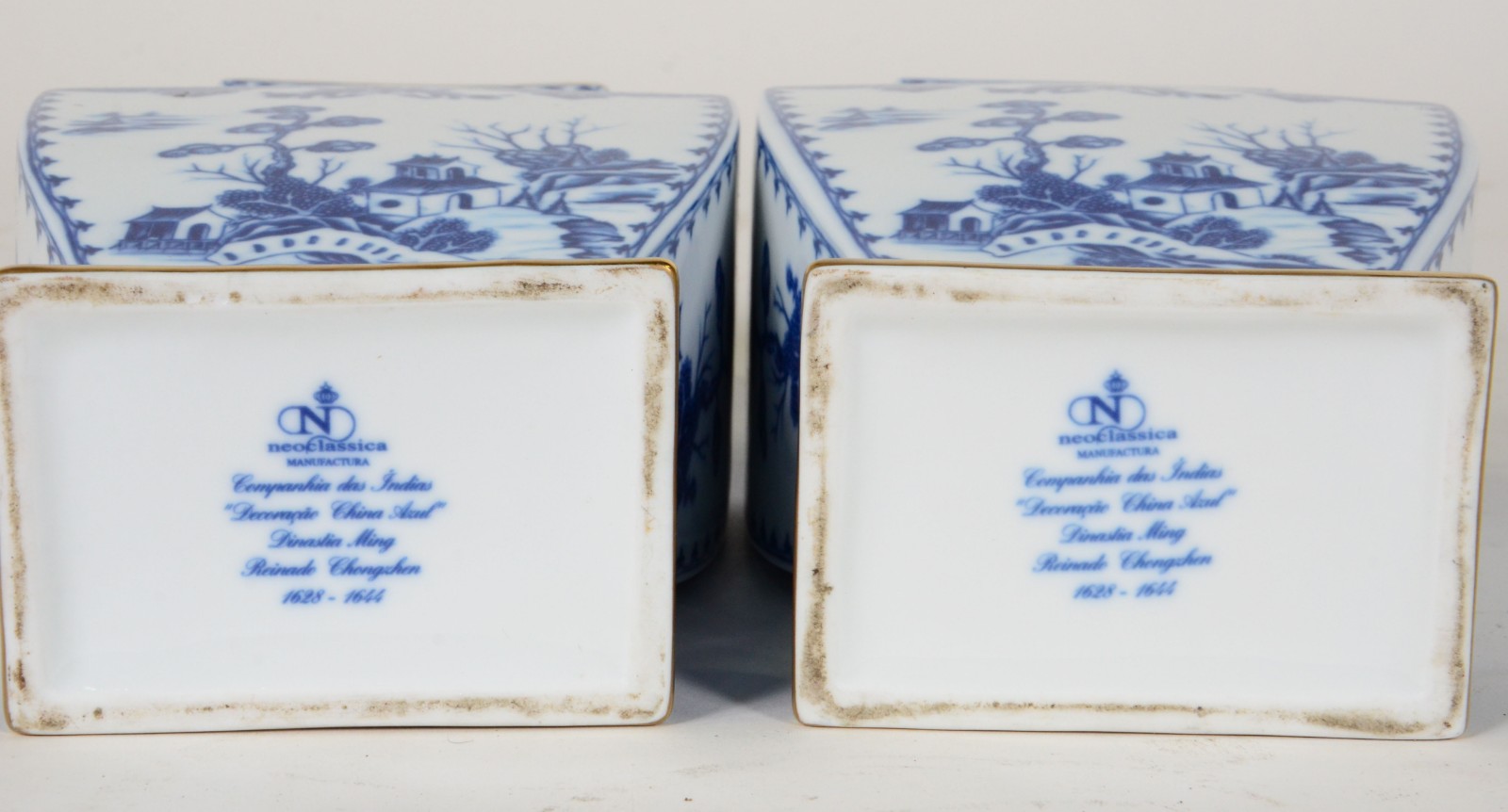 Par de potiches de porcelana azul e branco da Neoclassica... - foto 3 de 3