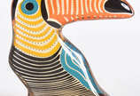Abraham Palatnik (1928-2020),  - Estatueta de resina de poliéster representando tucano, assinada.