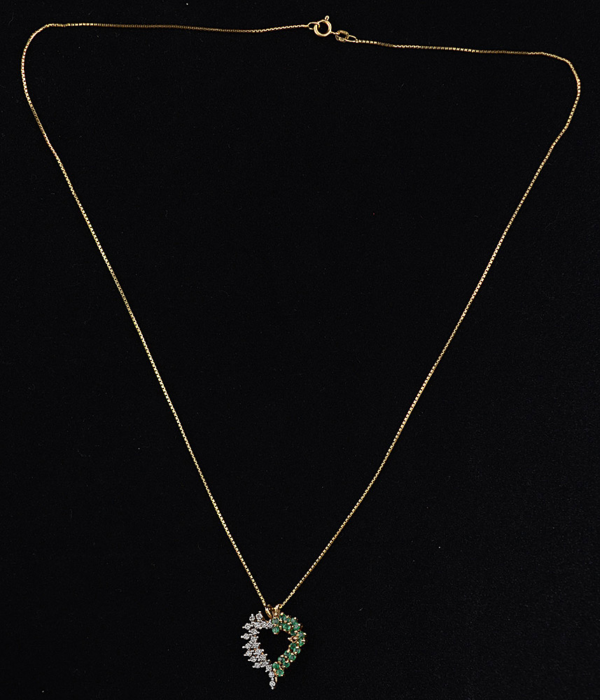 Colar de ouro 18 k com pingente em formato de coração com 20... - foto 2 de 2