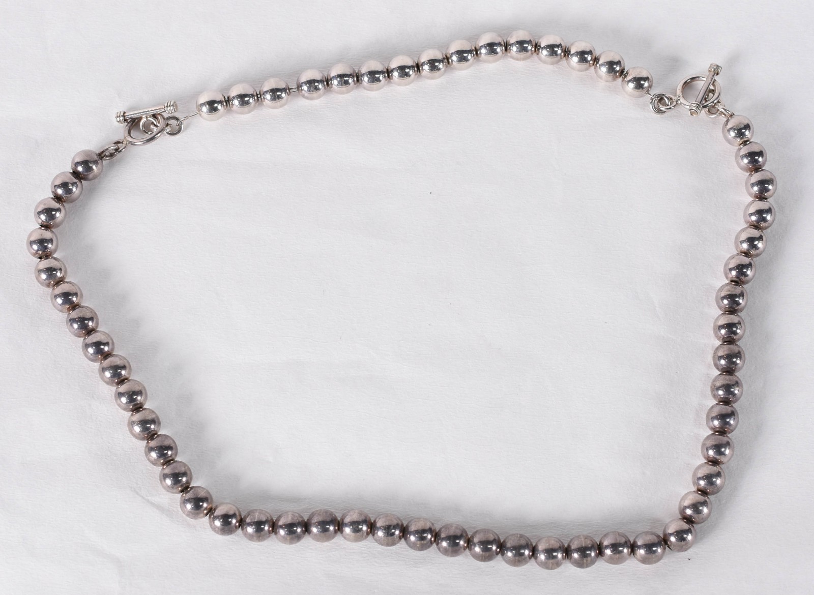 Conjunto de colar e pulseira com "bolas" de prata. - foto 7 de 7
