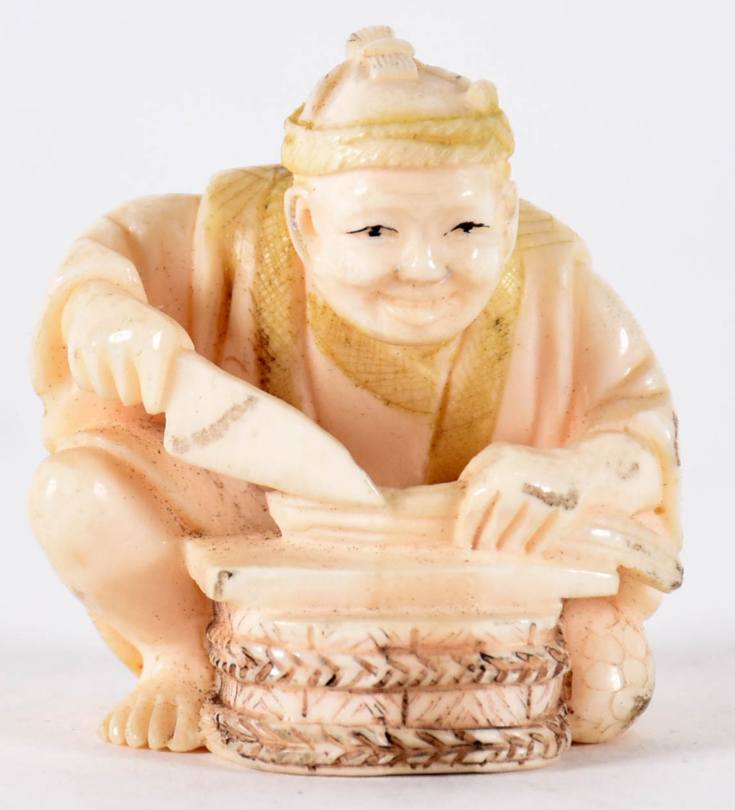 Netsuke em marfim. - foto 1 de 3