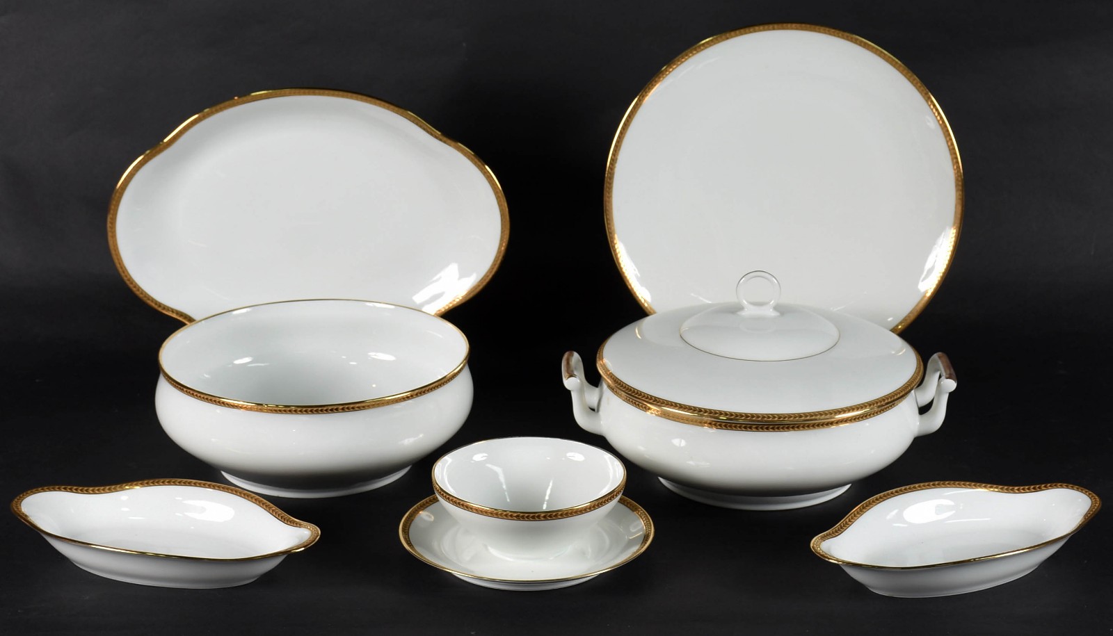 Aparelho de jantar de porcelana francesa LIMOGES composto por 26... - foto 4 de 7