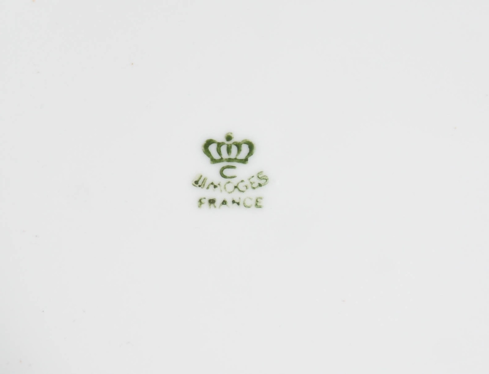 Aparelho de jantar de porcelana francesa LIMOGES composto por 26... - foto 6 de 7