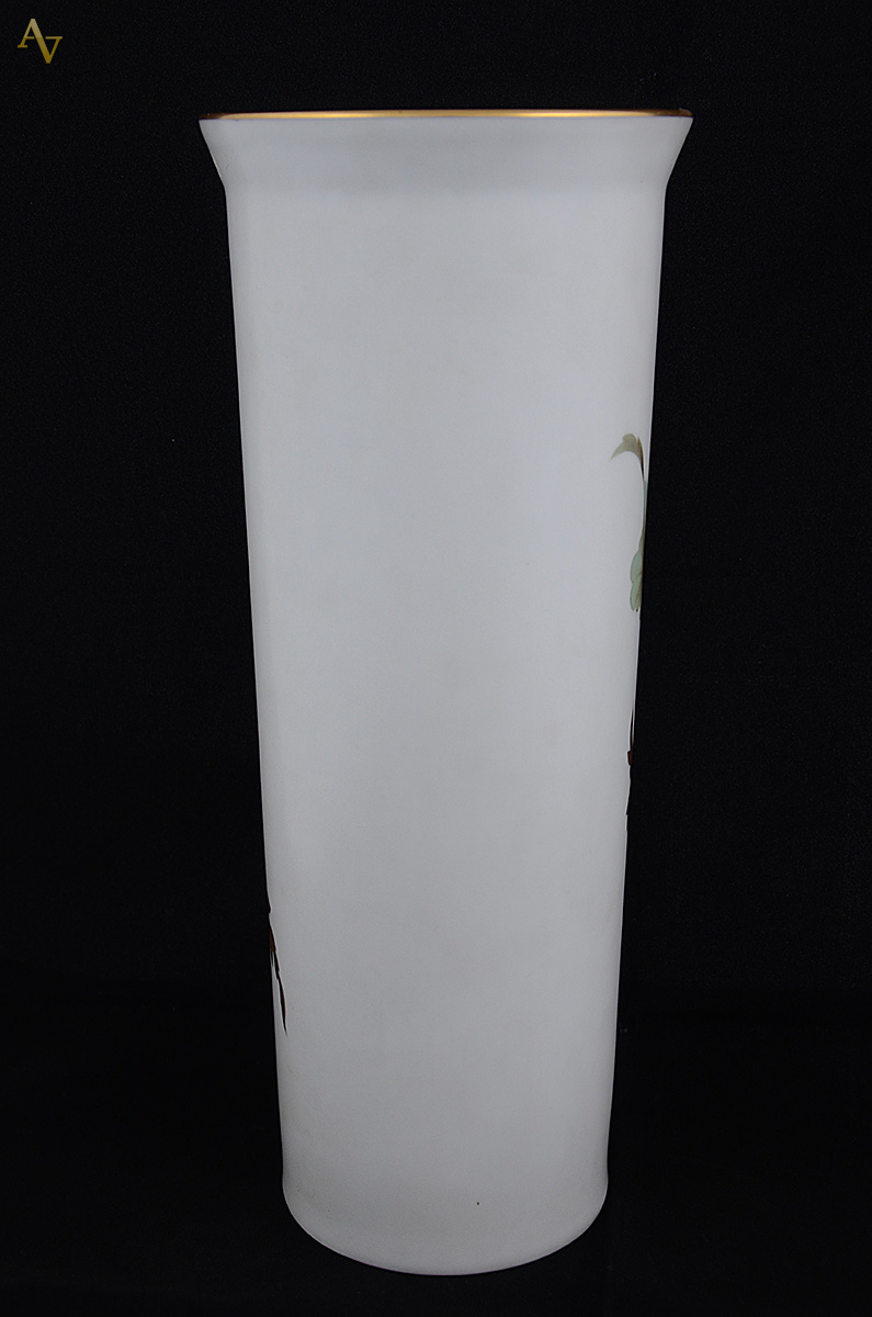 Vaso de porcelana alemã Heinrich assinado e numerado, folhagens com... - foto 3 de 3
