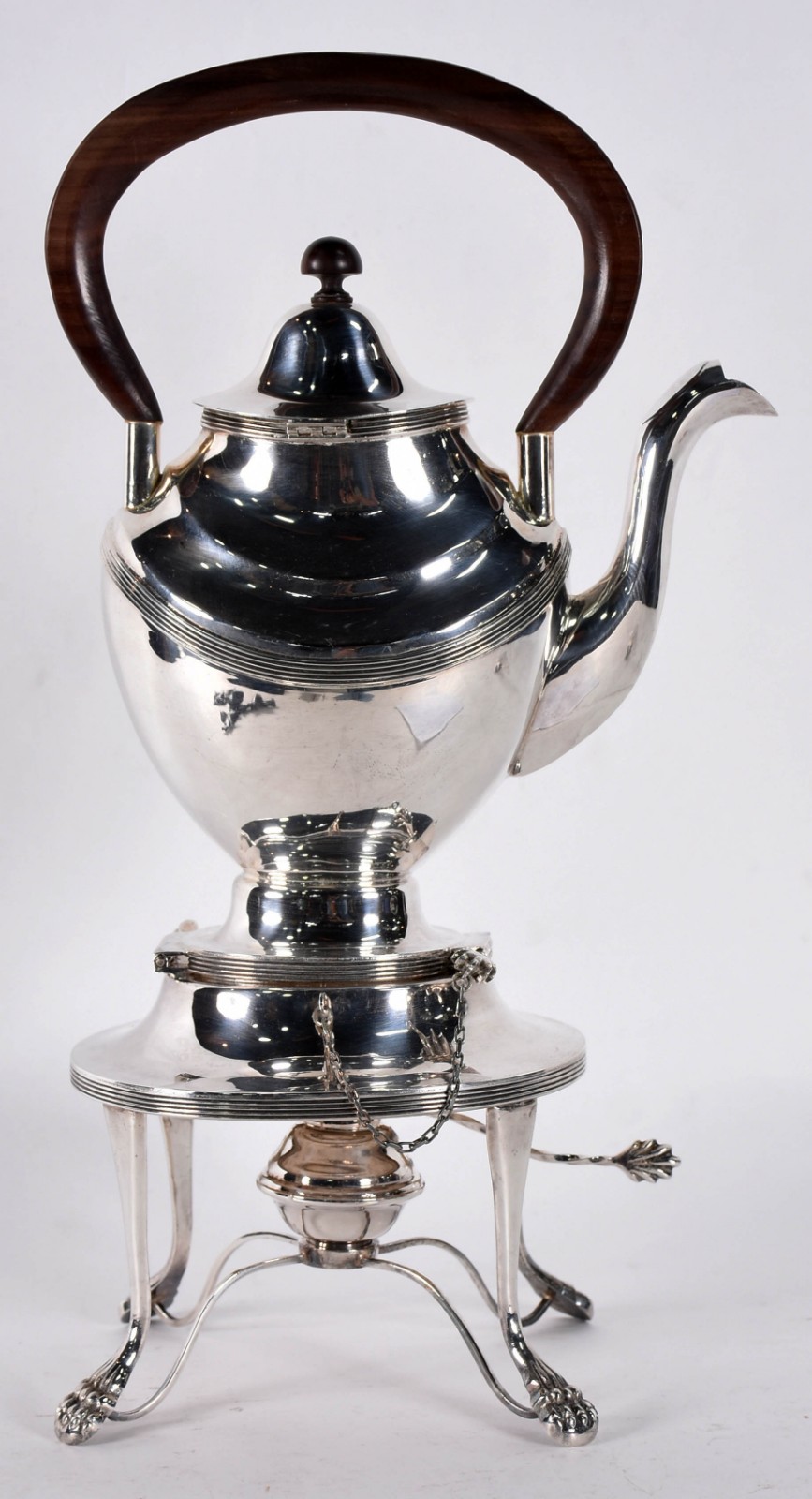 Samovar de metal espessurado a prata. - foto 1 de 3