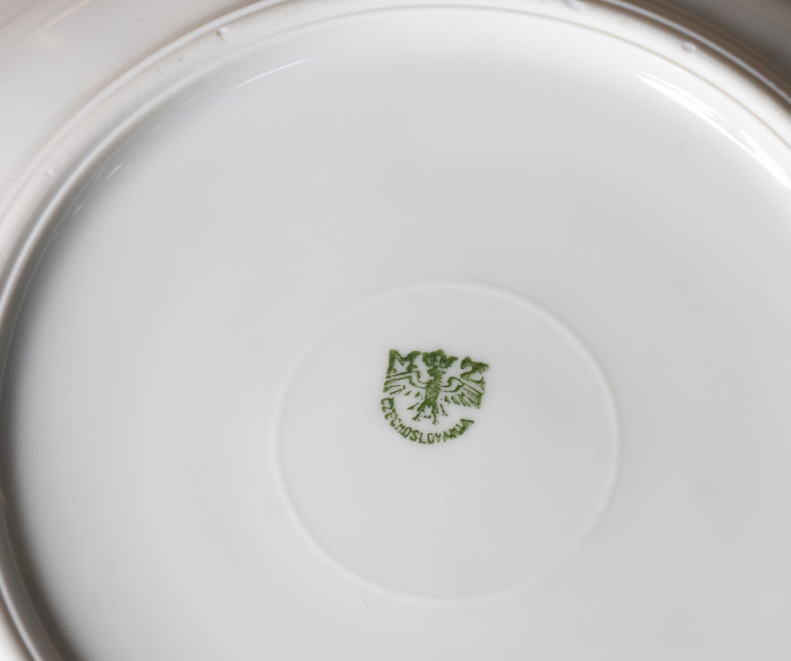 Aparelho de jantar de porcelana TCHECA composto por 11 pratos rasos... - foto 5 de 5