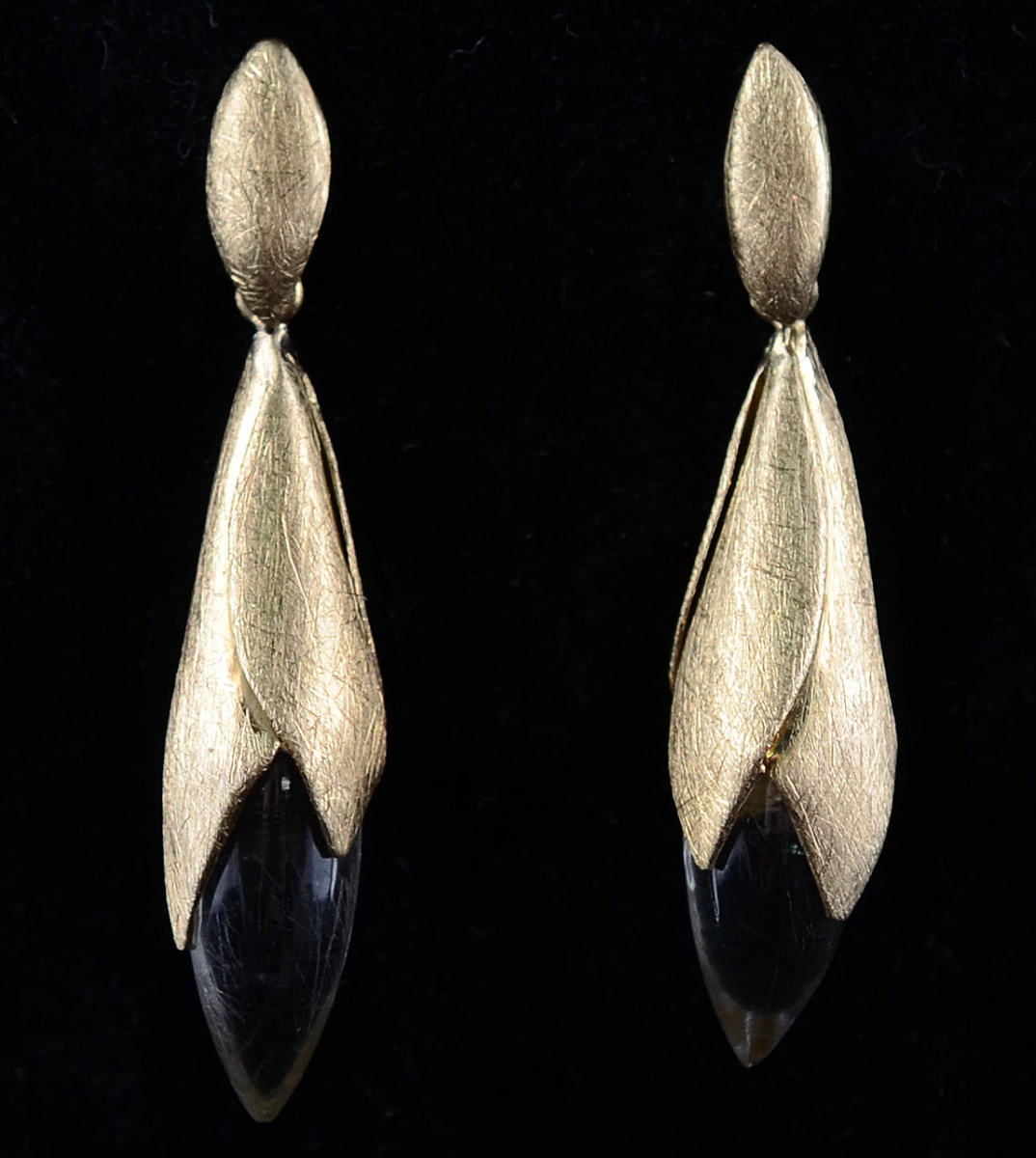 Par de brincos, pingente gota, de ouro 18 k com cristal - 6,8 g.