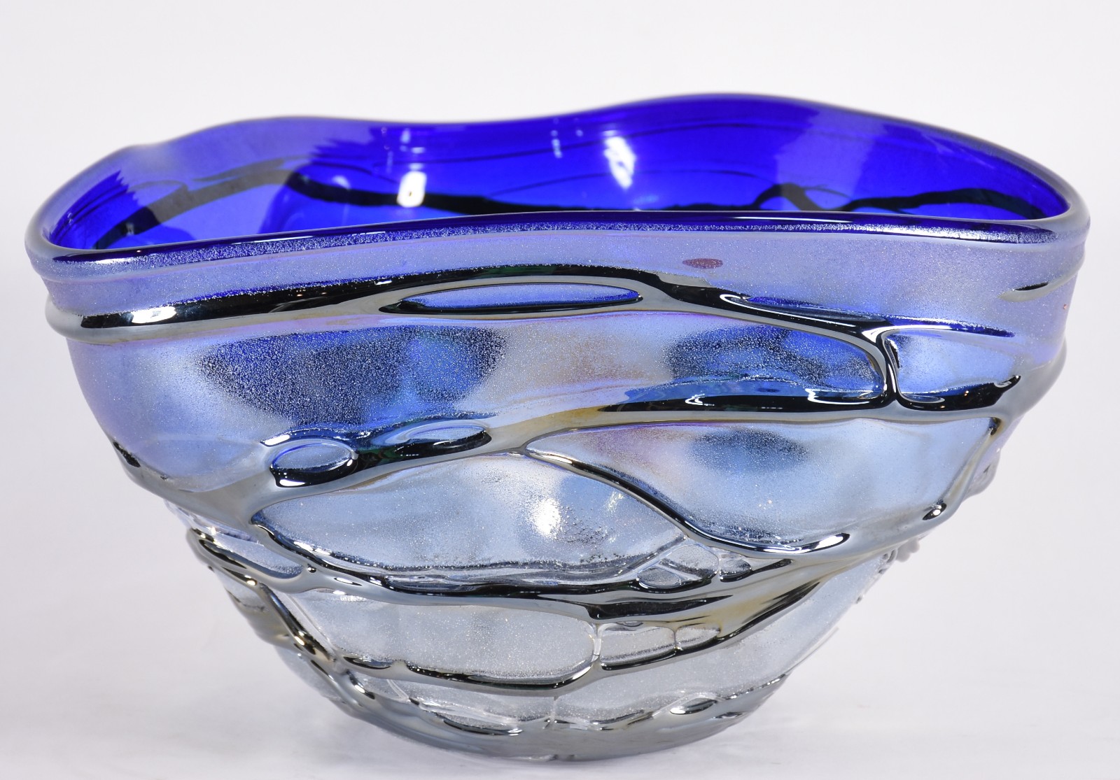 Centro de mesa de vidro decorativo com degrade na cor azul e prata. - foto 1 de 3