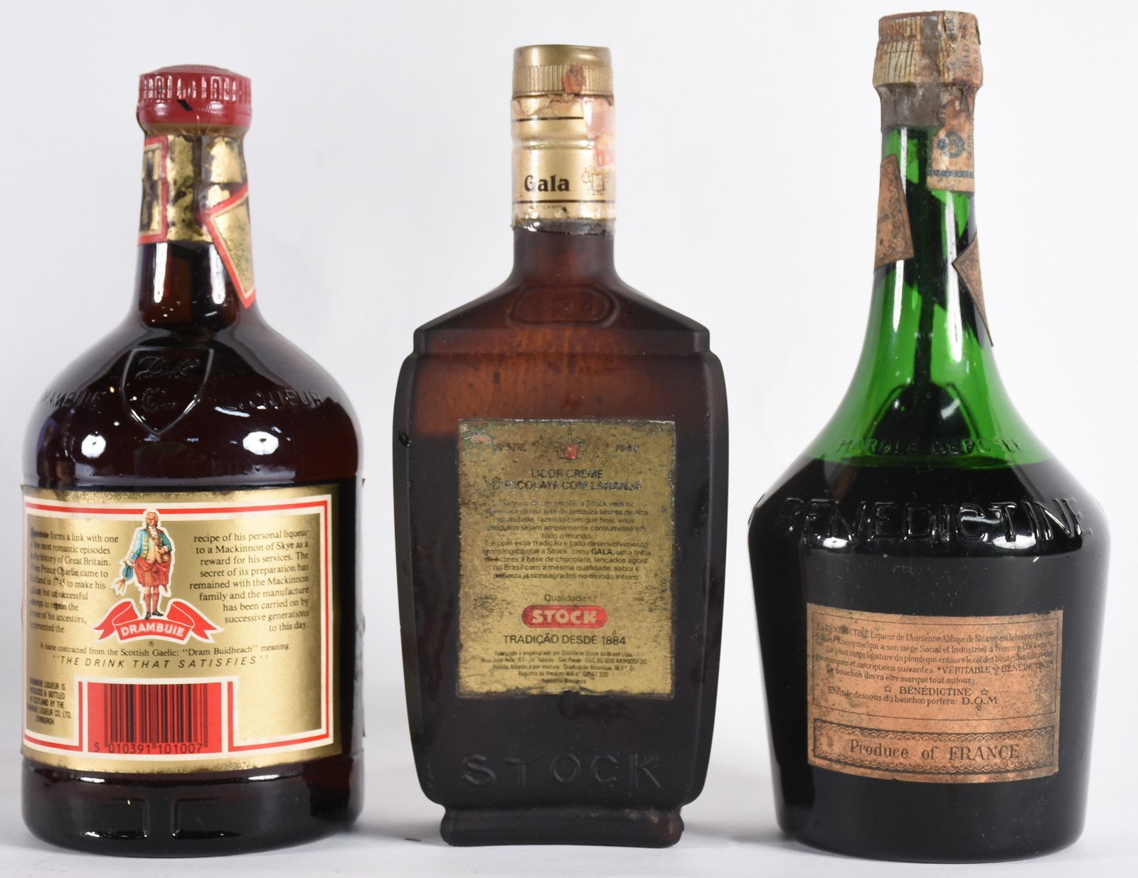 Oito garrafas diversas de bebidas, sendo: Gala Orange, Patrón xo... - foto 5 de 5
