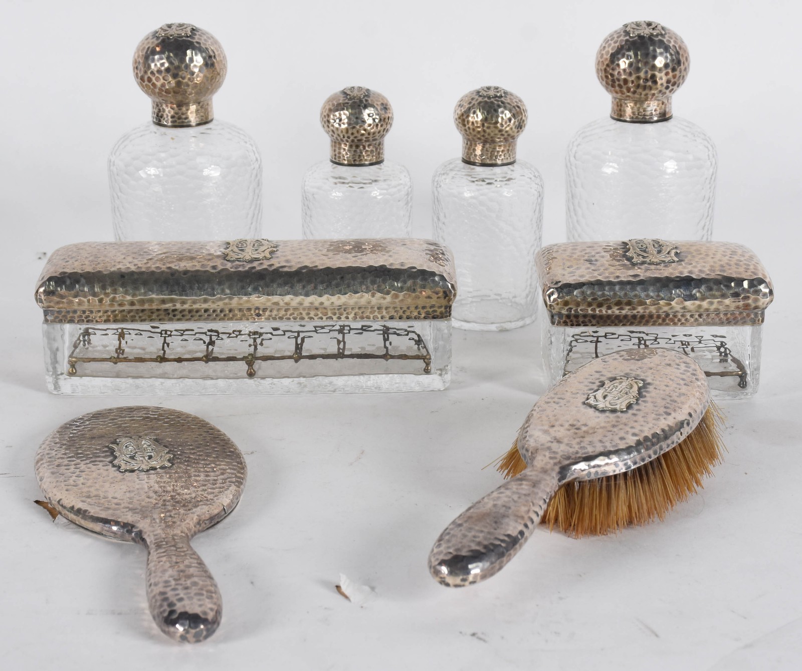 Conjunto para toilette de cristal e prata de lei, sendo 4... - foto 1 de 9
