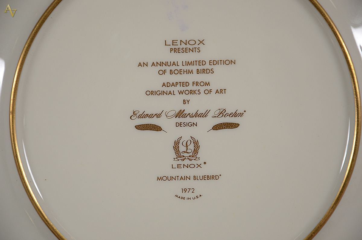 Conjunto com 4 pratos de porcelana americana pintados à mão com... - foto 2 de 2