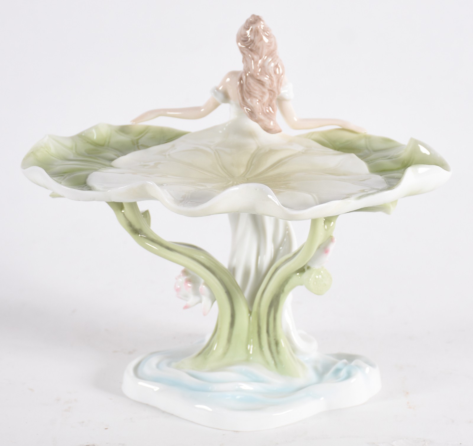 Estatueta/porta cartão de porcelana policromada estilo Art Nouveau... - foto 3 de 5