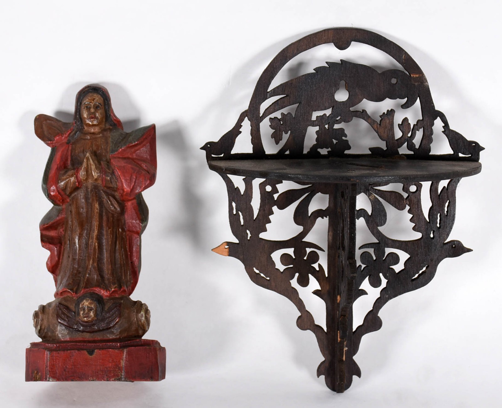 Pequena e antiga imagem de Nossa Senhora de madeira entalhada e... - foto 1 de 6
