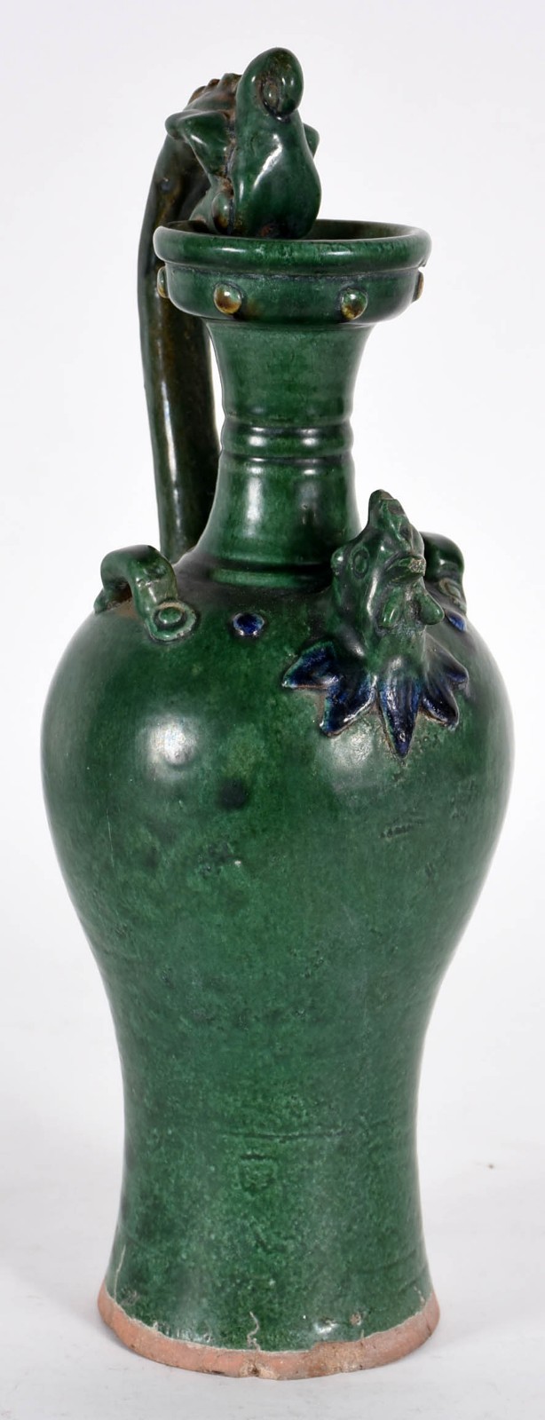 Ânfora de cerâmica oriental na cor verde com uma alça e figuras de... - foto 3 de 4
