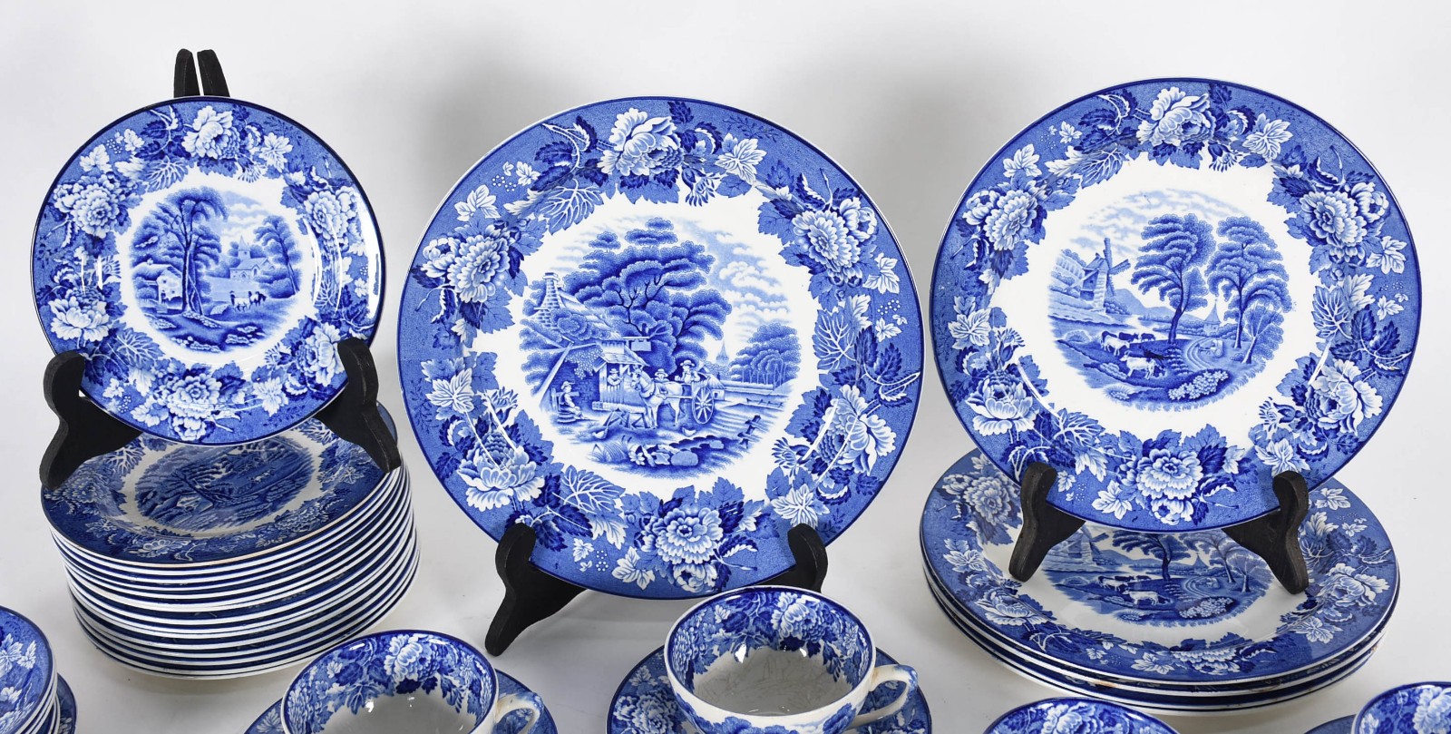 Conjunto de faiança inglesa azul e branca, decorada com cenas rurais... - foto 4 de 4