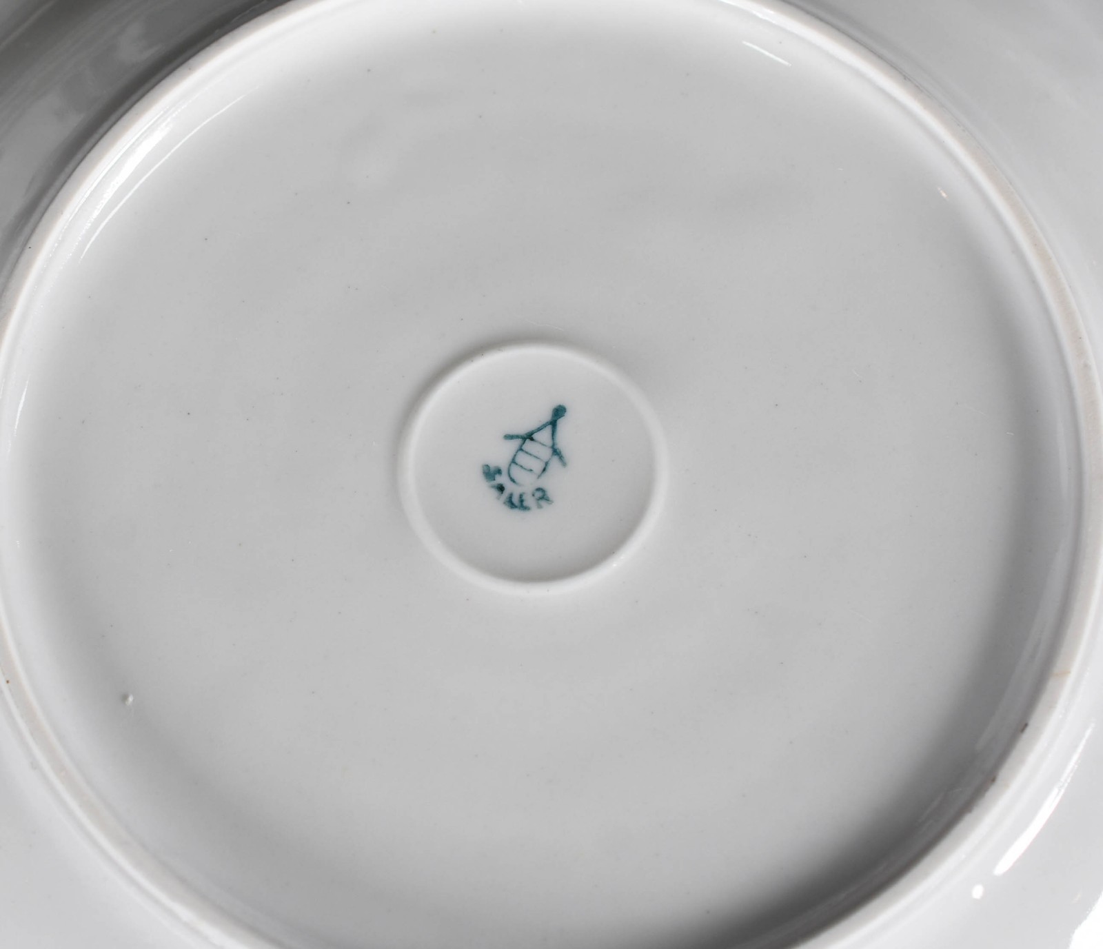 Conjunto de porcelana RENNER para bolo e café comp. 8 xícaras com... - foto 4 de 4