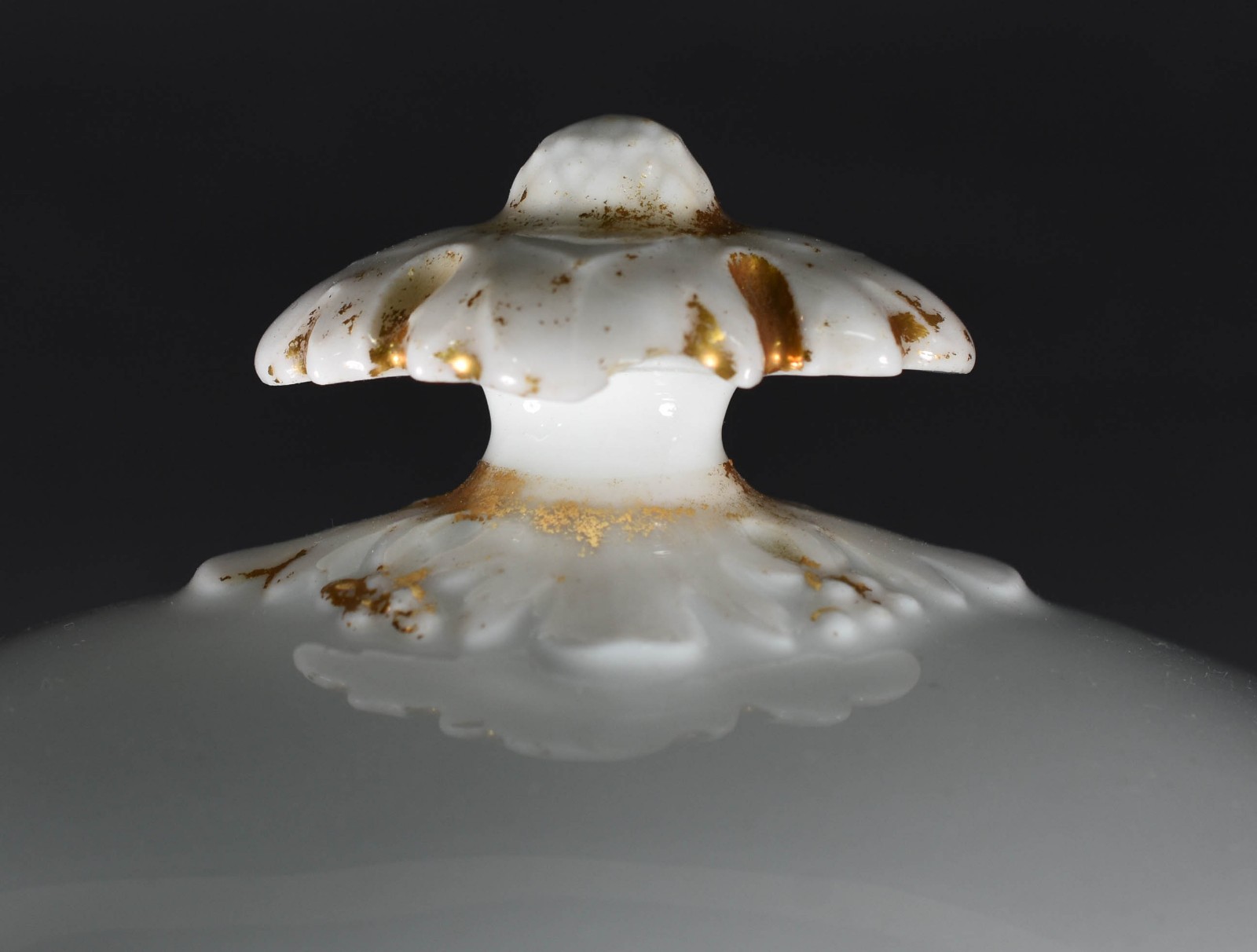 Sopeira de porcelana francesa velho Paris, na cor branca com... - foto 4 de 6