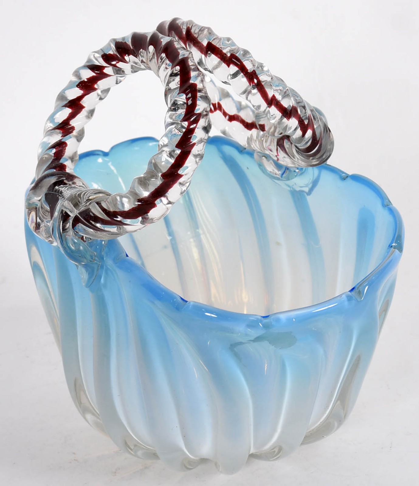 Belíssima cesta/floreira de murano italiano azul opalinado trabalhado... - foto 2 de 4