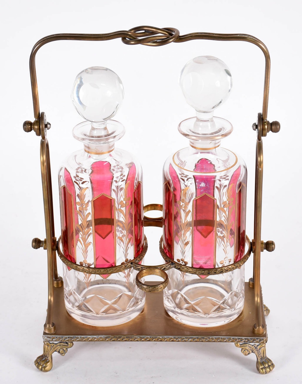 Conjunto com duas licoreiras de cristal com detalhes vermelhos... - foto 1 de 6